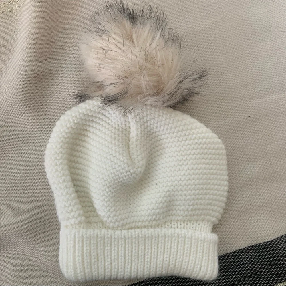 Mebi Designer Knit Baby Hat with Faux Fur Pom Pom